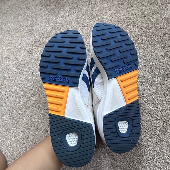 Reebok Royal Flag Shoes Men - Picture 2 of 5